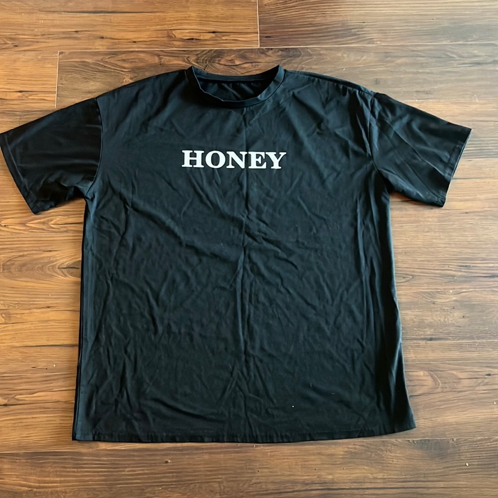 Black oversized T-shirt